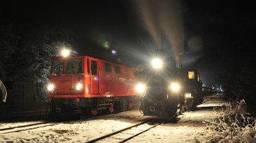 2016.12.31 Mh.1 und V12 bzw 2095.12 Silvesterzug